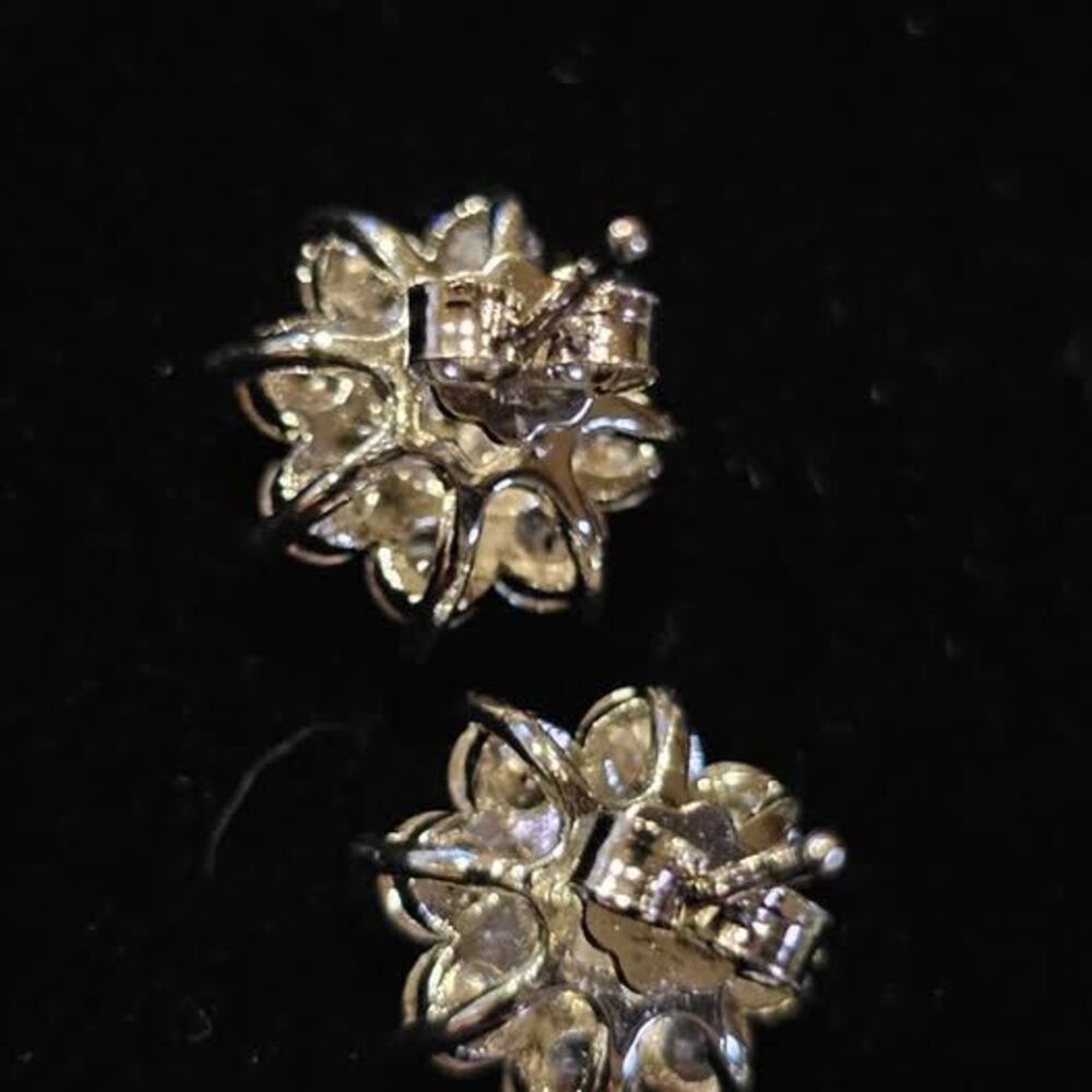 3CTW Moissanite earrings in .925 setting - Picture 4 of 4